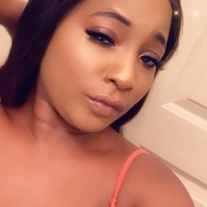 Meet your Posher, Rosa rosa